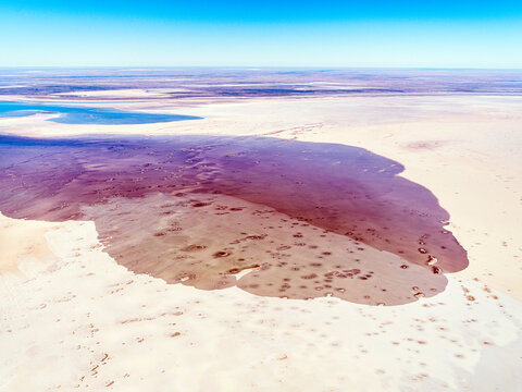 Kati Thanda/Lake Eyre