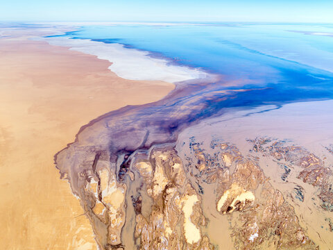 Kati Thanda/Lake Eyre