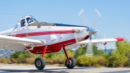 AT aterrizando © Rolando