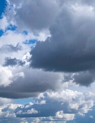Obraz premium Dramatic Sky Cumulus Clouds in Blue Sky, Bright Sunny Day