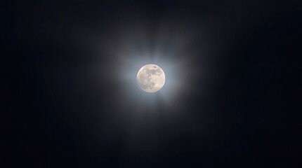 Obraz premium A moon shrouded in thick, foggy surroundings, characterized by a soft, dreamy atmosphere and low visibility