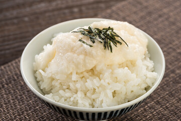 とろろ御飯