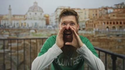 Obraz premium Man cups hands around mouth on ancient building terrace overlooking historic roman ruins; enthusiasm.