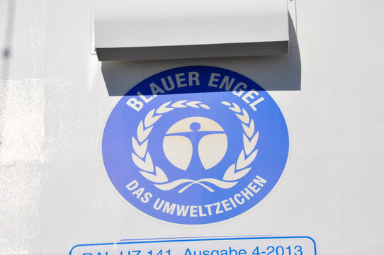 Der blaue Engel das Umweltzeichen der Bundesregierung an der Frisia III