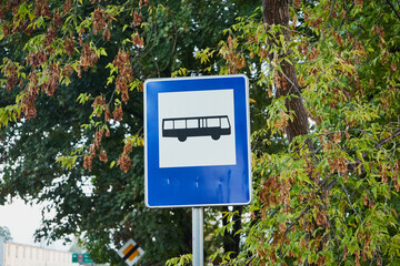 znak drogowy, przystanek autobusowy