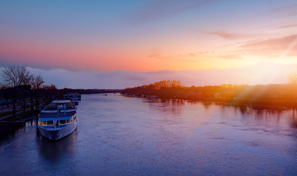 Fototapeta Boats on Rhone River at sunset - Avignon,  France