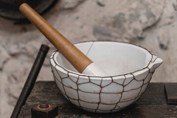 Mortar and pestle for pharmaceutical preparations
