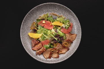 Duck breast salad citrus mix