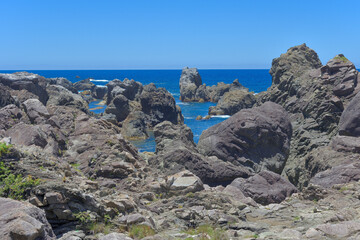 波が押し寄せる改正の室戸岬
