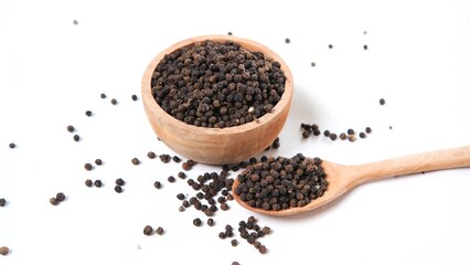 Black Peppercorns: Culinary Spice & Flavor Enhancement
