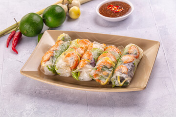 Vietnamese spring roll with prawn