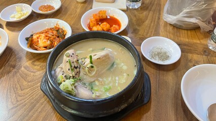 Korean chicken rice soup 