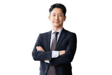 腕組みをする男性ビジネスマン（背景透過PNG）