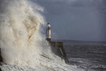 Porthcawl giant waves