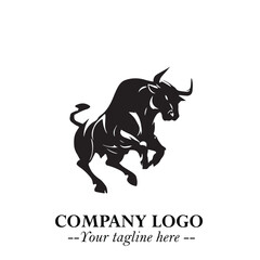 Obraz premium Bull Logo Symbol Black on White Background in Bold Powerful Minimalist Vector Design for Branding
