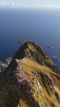 Lofoten - Norwegen - Reine - Reinebringen
