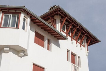 Détail d'une maison de la Côte basque en France