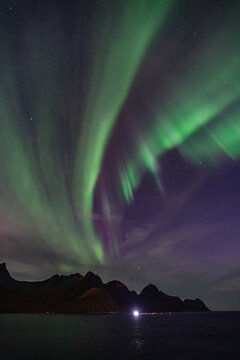 Lofoten - Norwegen - Aurora Borealis - Nordlichter - Polarlicht - Senja - Hus&oslash;y