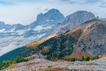 Pristine alpine lakes reflecting rugged mountain peaks at Wonder Pass, showcasing untouched wilderness, vibrant scenery, and the magic of high-elevation adventure.

