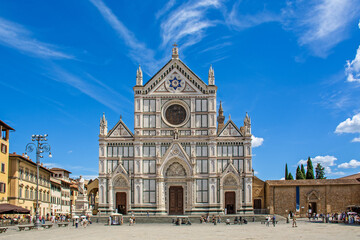 Naklejka premium Santa Croce Church in Florence on a Sunny Summer Day, Italy