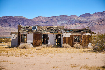 Abandoned Desert House Ruins and Mountain Landscape in California