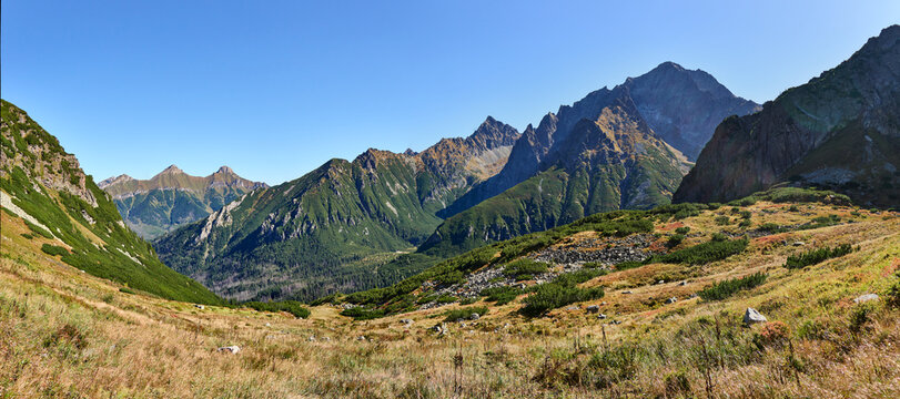 Tatry Wysokie- Szeroka Przełęcz / &Scaron;irok&eacute; sedlo (2040 m) - panorama  