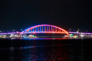 Obraz premium Light up Seolak Bridge over Cheongchoho Lake, Sokcho, South Korea