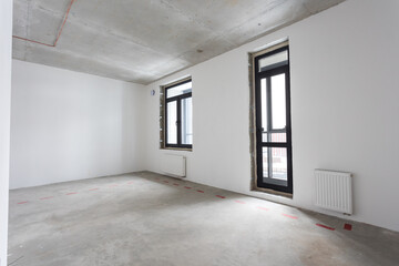 nterior of the apartment without decoration in gray colors