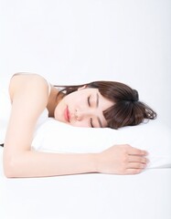 Obraz premium 日本人,女性,10代,眠そう,シンプルな白い背景,Simple white background,Japanese,Female,Teens,Sleepy