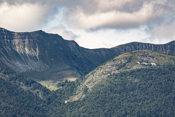 Vue sur la Haute Chaîne du Jura