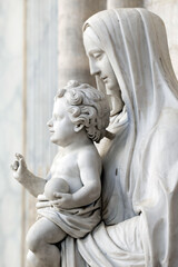 Bayeux cathedral. Virgin and Child. Sculpture.  Bayeux.  France.  Bayeux.  France.