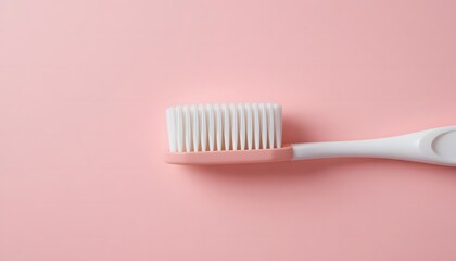 Toothbrush with white bristles.
