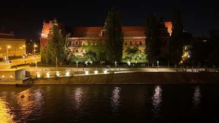 Obraz premium Wrocław by night by drone