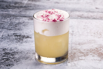 Cocktail Whiskey sour in the glass