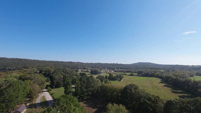 Serene open-water flyover &mdash; Lake Sequoyah Park, Arkansas &mdash; Clip 06
