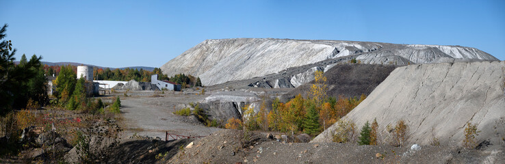 Panoramic picture of Asbestos mining wastes