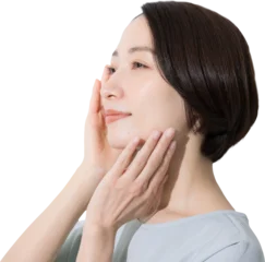 Fotobehang Schoonheidssalon 頬に手を当てる笑顔の女性のクローズアップ　美容やビューティーなどのイメージ　背景透明  © kapinon