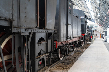 Steam Locomotive Wheels and Mechanical Drive System