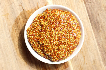 Wholegrain mustard seeds in brine