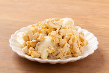 コーンと卵の切り干し大根　マヨネーズ和え