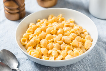 Homemade Healthy Macaroni and Cheese Shells