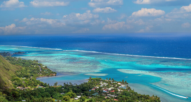 The coastline of the port of the tender of Papetoai, Moorea, Society Islands, French Polynesia, South Pacific Ocean