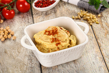 Natural chickpea hummus with paprika