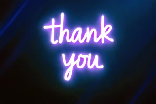 Neon Thank You Sign - Expressing Gratitude with a Glowing Message.