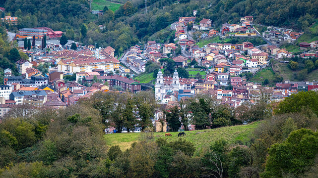 Mieres from above: urban landscape in the Asturian valley