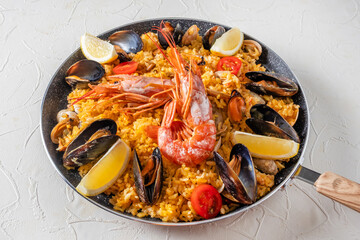 パエリア　 Paella A Spanish Home Cooked Rice Dish