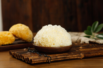 White Glutinous Dried Fungus with Ginkgo Nuts Traditional Asian Medicinal Ingredients
