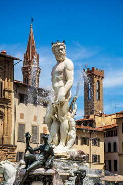 Neptune&rsquo;s Fountain in Florence&rsquo;s Piazza della Signoria