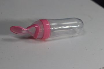 Spoon Feeding Bottle