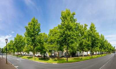 the Friedrichstaler canal iis an artificial 2 km long canal in the lippische town of Detmold errected by the prince Adolf to connect the castle with a water mill.